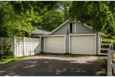 130 Rosewood Drive, Dayton, OH 45415 - Photo 32