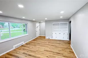 1132 Cloverfield Ave, Kettering, OH 45429 - Photo 4