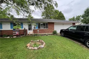 304 Sunset Dr, New Carlisle, OH 45344 - Photo 1