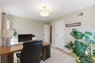 3915 Knollwood Dr, Beavercreek, OH 45432 - Photo 16