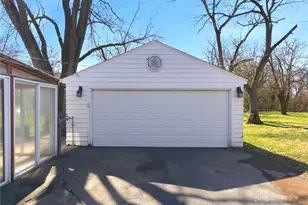 3915 Knollwood Dr, Beavercreek, OH 45432 - Photo 30