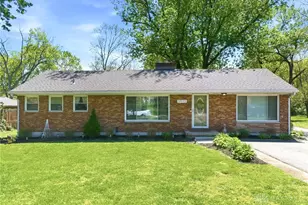 3915 Knollwood Dr, Beavercreek, OH 45432 - Photo 38