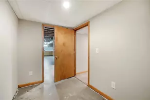 2924 Eckley Blvd, West Carrollton, OH 45449 - Photo 36