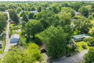 104 S Grant St, Christiansburg, OH 45389 - Photo 4