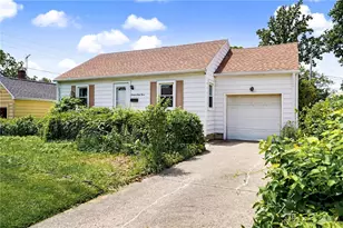 1663 Pershing Blvd, Dayton, OH 45410 - Photo 2