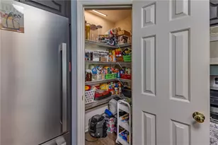 9827 Olde Park Dr, Tipp City, OH 45371 - Photo 8