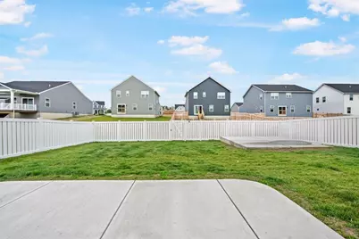 1812 Wildflower Road, Fairborn, OH 45324 - Photo 4