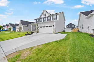 1812 Wildflower Rd, Fairborn, OH 45324 - Photo 2