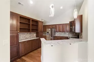 2419 Locust Hill Blvd, Beavercreek, OH 45431 - Photo 12