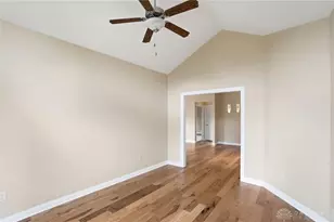 2419 Locust Hill Blvd, Beavercreek, OH 45431 - Photo 16