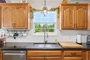 689B Wolf Rd, West Alexandria, OH 45381 - Photo 16
