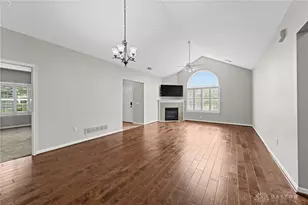 7151 Liberty Grand Dr, Liberty Township, OH 45069 - Photo 6