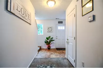 2111 Willow Oak Court, Moraine, OH 45439 - Photo 8