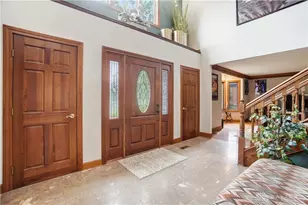 10483 Stream Park Ct, Washington Twp, OH 45458 - Photo 4