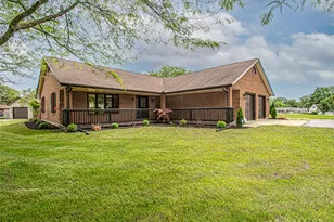40 Lakengren Dr, Eaton, OH 45320 - Photo 1