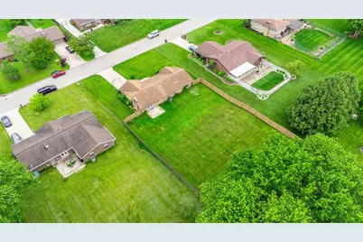 1601 George Washington Drive, Beavercreek, OH 45432 - Photo 8