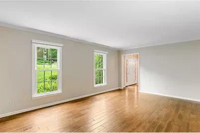 5003 Lausanne Drive, Centerville, OH 45458 - Photo 6