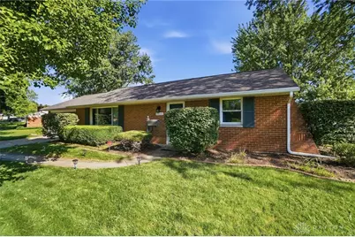 3081 Viewcrest Place, Kettering, OH 45420 - Photo 4