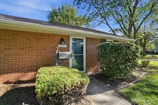 3081 Viewcrest Pl, Kettering, OH 45420 - Photo 2