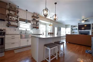 4335 Mantell Ct, Sugarcreek Twp, OH 45440 - Photo 2