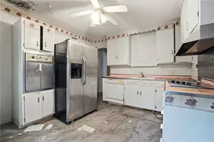 308 W Hudson Ave, Dayton, OH 45406 - Photo 12