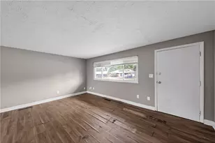 4730 Joyce Dr, Kettering, OH 45439 - Photo 6
