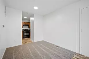 7709 Essington Cir, Washington Twp, OH 45459 - Photo 16