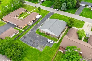 7709 Essington Cir, Washington Twp, OH 45459 - Photo 6