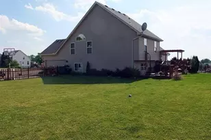 9101 Bennington Way, Clearcreek Twp, OH 45458 - Photo 2