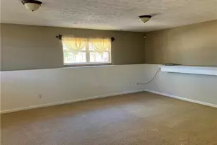 9101 Bennington Way, Clearcreek Twp, OH 45458 - Photo 14