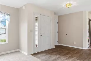 1431 Observatory Dr, Fairborn, OH 45324 - Photo 4