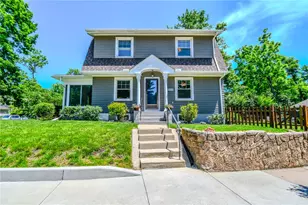 4 Dellwood Ave, Oakwood, OH 45419 - Photo 1