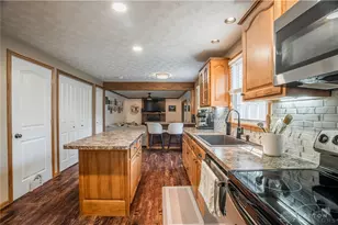 7018 Woodcroft Dr, Englewood, OH 45322 - Photo 8