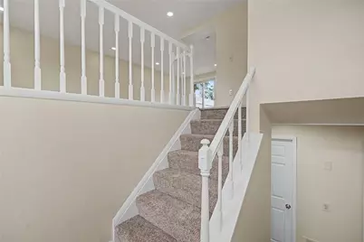 641 Mariclaire Avenue, Dayton, OH 45377 - Photo 6