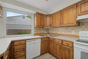 641 Mariclaire Ave, Dayton, OH 45377 - Photo 16