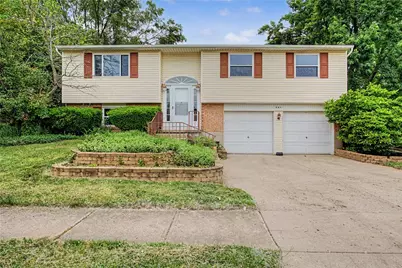 641 Mariclaire Avenue, Dayton, OH 45377 - Photo 1