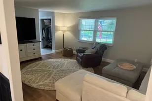2165 E Oak Tree Dr, Dayton, OH 45440 - Photo 12