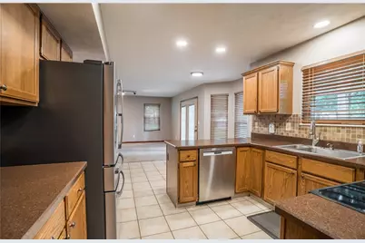 8751 Cannondale Lane, Huber Heights, OH 45424 - Photo 10