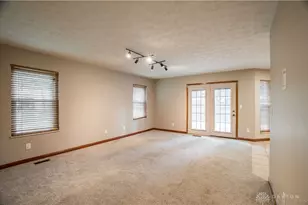 8751 Cannondale Ln, Huber Heights, OH 45424 - Photo 14