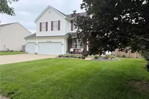 7248 Country Walk Dr, Franklin Twp, OH 45005 - Photo 2