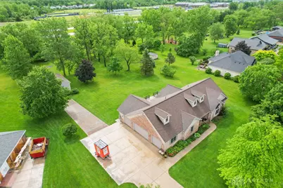 1316 Graceland Drive, Fairborn, OH 45324 - Photo 2