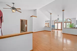 1316 Graceland Dr, Fairborn, OH 45324 - Photo 8