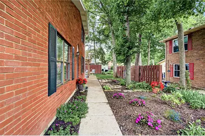 6370 Thomas Paine Parkway, Centerville, OH 45459 - Photo 2