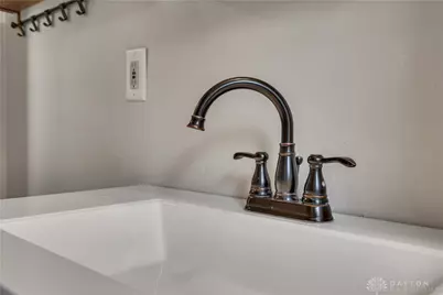 2702 Maplewood Avenue, Springfield, OH 45505 - Photo 24
