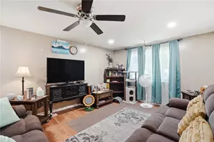 5914 Cadman Dr, Huber Heights, OH 45424 - Photo 4