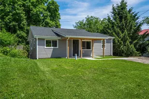 1920 S Burnett Rd, Springfield Twp, OH 45505 - Photo 2