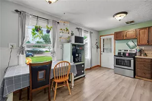 899 Dayton Ave, Xenia, OH 45385 - Photo 12