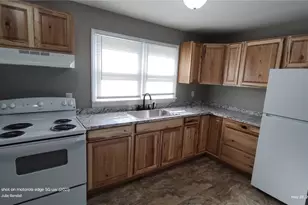 1033 Victoria Ave, Fairborn, OH 45324 - Photo 4