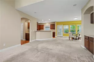 7300 Bostelman Pl, Huber Heights, OH 45424 - Photo 10
