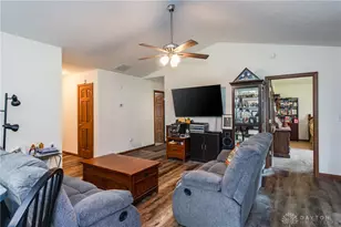 105 Pebble Creek, Eaton, OH 45320 - Photo 6